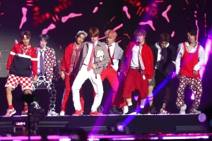 NEWARK, NJ - JUNE 24:  Boy Band NCT 127 perform onstage at KCON 2017 Day 2 at Prudential Center on June 24, 2017 in Newark, New Jersey.  (Photo by Paul Zimmerman/Getty Images)